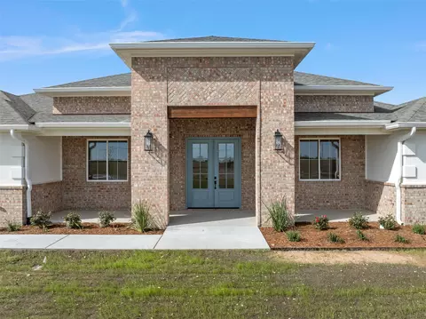 995 Galaxy Rd, Woodway, TX 76712