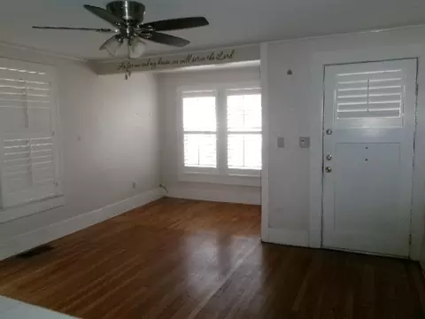 Living - 111 3rd St, Minden, LA 71055 photo 1 of 3
