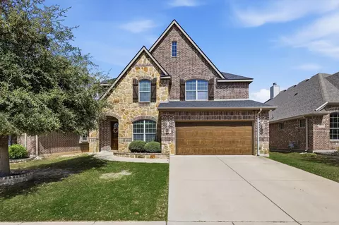 1029 Albany Dr, Fort Worth, TX 76131