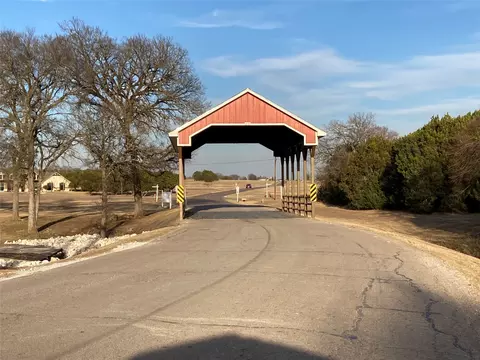 42213 Bay Hill Dr, Whitney, TX 76692