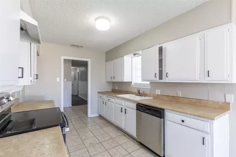 2469 Campus Ct, Abilene, TX 79601 photo 7