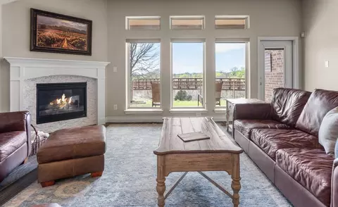 1647 Twistleaf Rd, Northlake, TX 76226