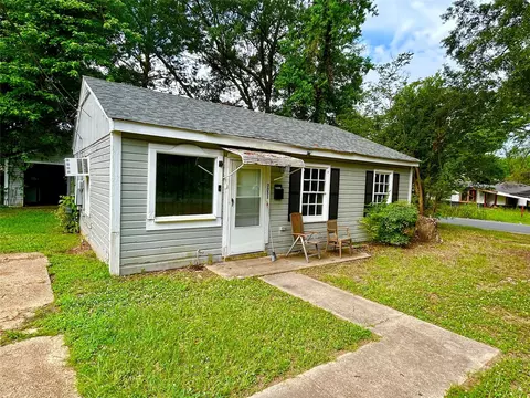 3051 Valley Ridge Rd, Shreveport, LA 71108