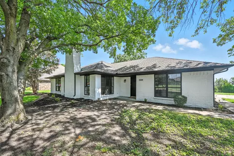3309 Larkin Ln, Rowlett, TX 75089