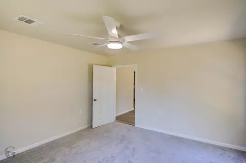 Bedroom - 423 W Palmetto Ave, Plain Dealing, LA 71064 photo 2 of 2