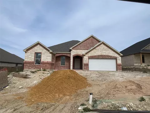 1902 Westhill Dr, Cleburne, TX 76033