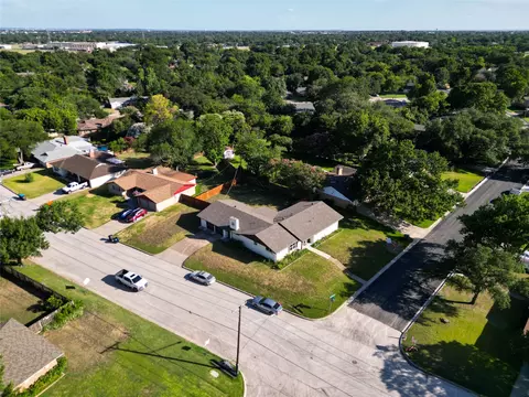 5801 Wedgworth Rd, Fort Worth, TX 76133