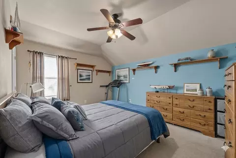Bedroom - 10550 Jackson Rd, Krum, TX 76249 photo 3 of 5