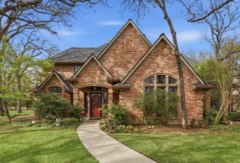 3379 Forest Glen Dr, Corinth, TX 76210