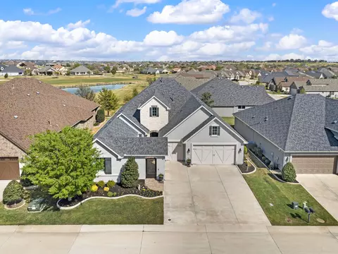 12513 Grosbeak Dr, Denton, TX 76207