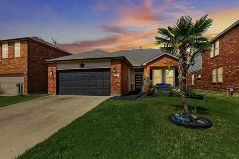 12637 Chittamwood Trl, Euless, TX 76040