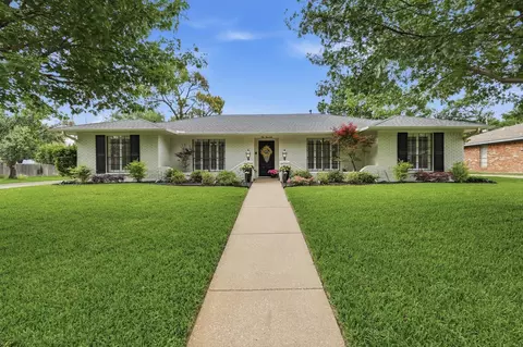 1000 Bert Dr, Arlington, TX 76012