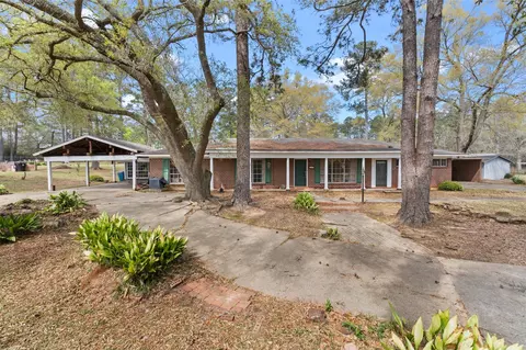 706 E Mary Lee St, Plain Dealing, LA 71064