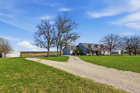 2376 Ripy Rd, Krum, TX 76249