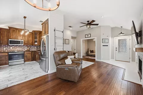 Other - 1453 Hampton Rd, Grapevine, TX 76051 photo 3 of 7