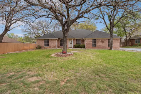 4810 W Wedgefield Rd, Granbury, TX 76049