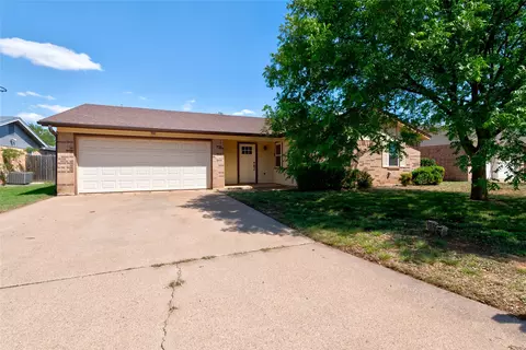 2317 Brenda Ln, Abilene, TX 79606
