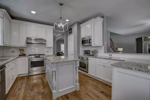 409 Love Bird Ln, Murphy, TX 75094