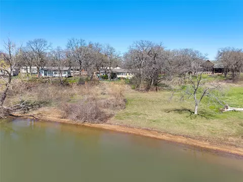 429 Shady Ln, Denton, TX 76208