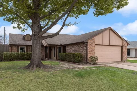 506 Magnolia Dr, Forney, TX 75126