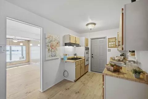 Kitchen - 800 Brownstone St, Euless, TX 76039 photo 2 of 4