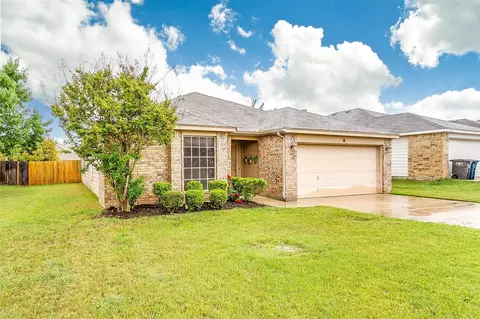 660 Rosario Ln, Haslet, TX 76052