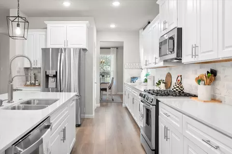 Kitchen - 1932 Eagle Blvd, Haslet, TX 76052 photo 2 of 4