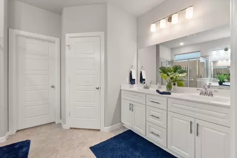 Bath - 1932 Eagle Blvd, Haslet, TX 76052 photo 2 of 4
