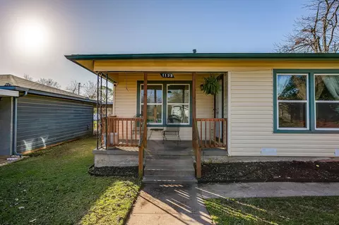 1123 Bales St, Cleburne, TX 76033