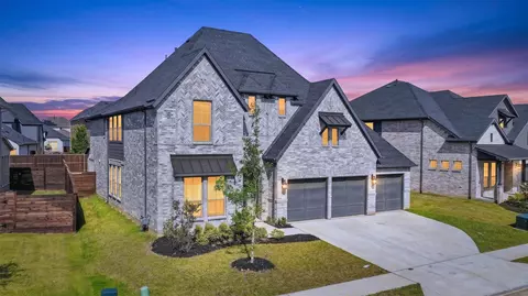 2604 Silver Leaf Dr, Northlake, TX 76226