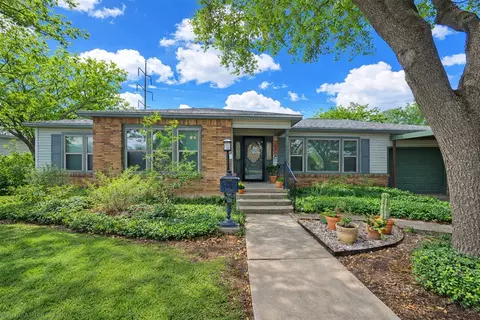 2036 Hermanson Dr, Waco, TX 76710