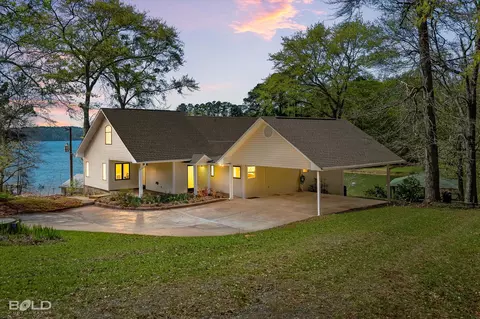 429 Robinson Ln, Homer, LA 71040