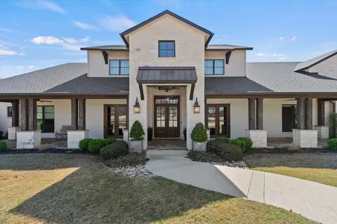 Exterior - 8301 Stephens Ranch Rd, Pilot Point, TX 76258 photo 3 of 8