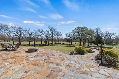Exterior - 8301 Stephens Ranch Rd, Pilot Point, TX 76258 photo 7 of 8