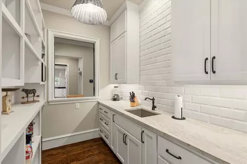 Kitchen - 8301 Stephens Ranch Rd, Pilot Point, TX 76258 photo 4 of 4