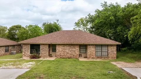 605-607 Clay St, Glen Rose, TX 76043