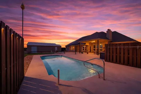 7613 Carter Ranch Rd, Azle, TX 76020