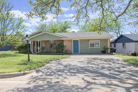 6632 Ellis Rd, Fort Worth, TX 76112