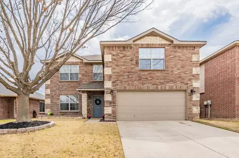 5752 Mountain Stream Trl, Fort Worth, TX 76244