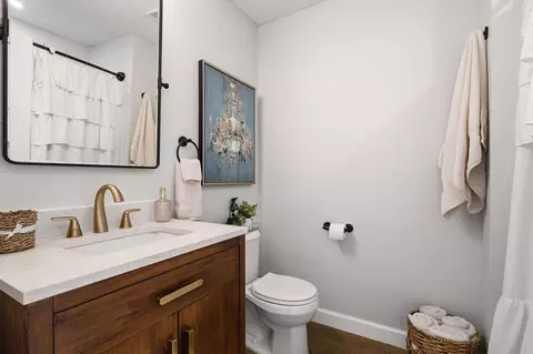 Bath - 5828 County Road 1093, Celeste, TX 75423 photo 3 of 3