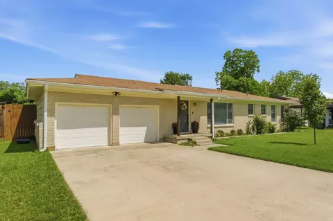 3808 Granada Dr, Richland Hills, TX 76118