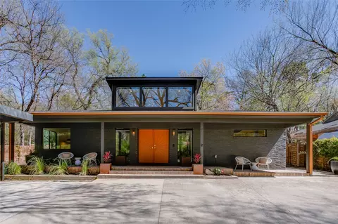 406 S Ravinia Dr, Dallas, TX 75211