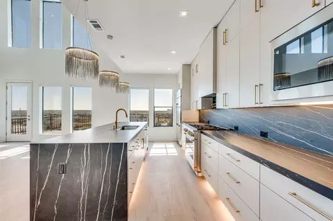 1900 S Ervay St #602, Dallas, TX 75215