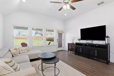 Living - 1101 Springfield Rd, Springtown, TX 76082 photo 2 of 2