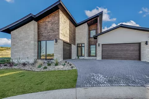 105 Via Roma Ct, Horseshoe Bay, TX 78657