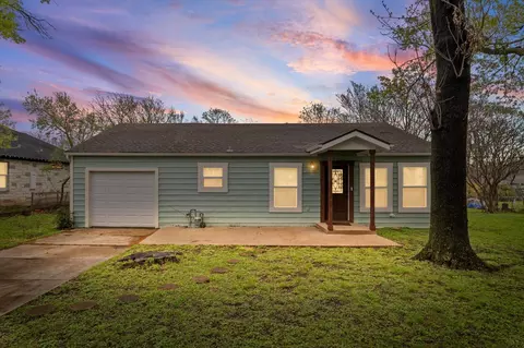 1500 Lexington St, Waco, TX 76711