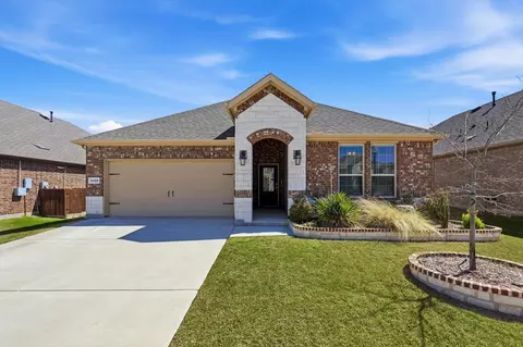 3100 Denver Ave, Aubrey, TX 76227