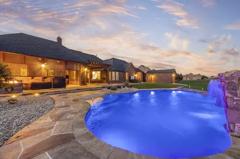721 Kensington Dr, Rockwall, TX 75032