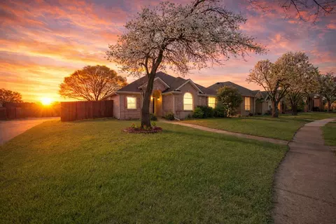 2005 Reddenson Dr, Carrollton, TX 75010
