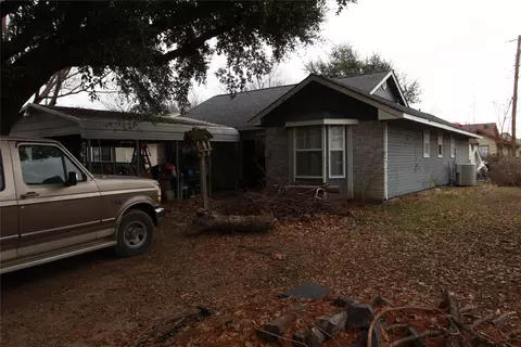 102 Remington Cir, Gun Barrel City, TX 75156